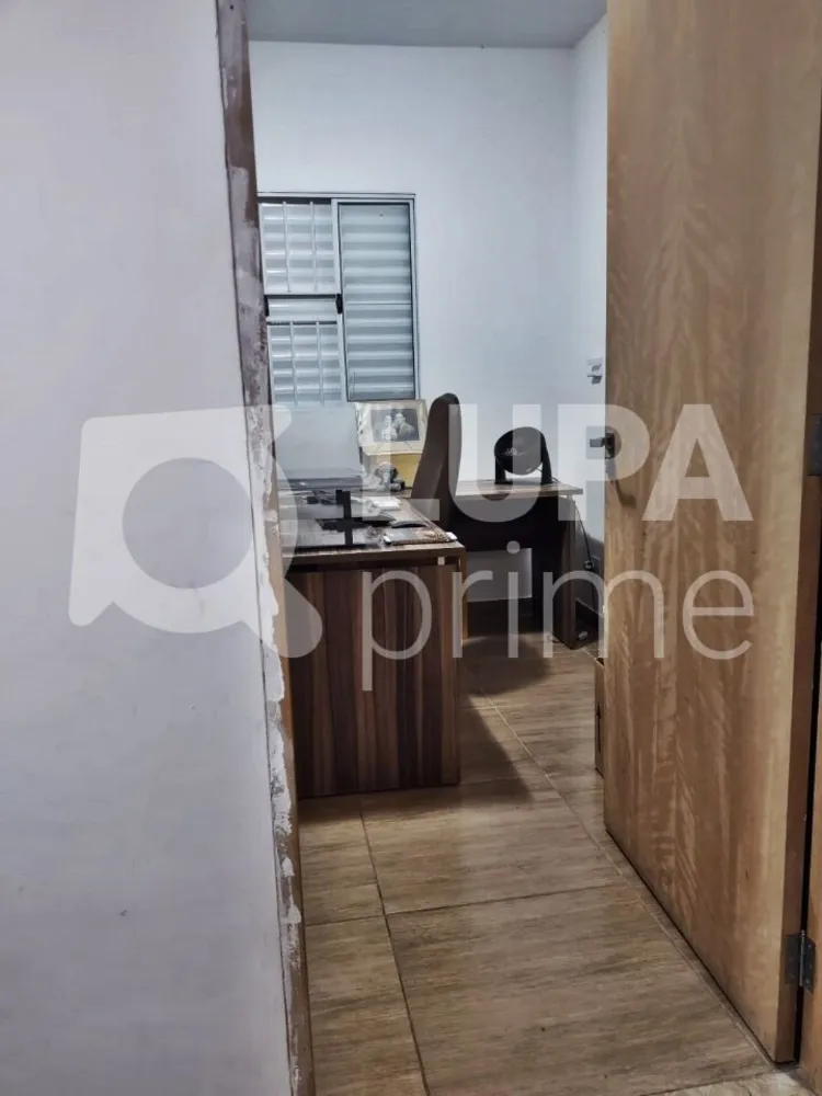 Casa, 4 quartos, 210 m² - Foto 8