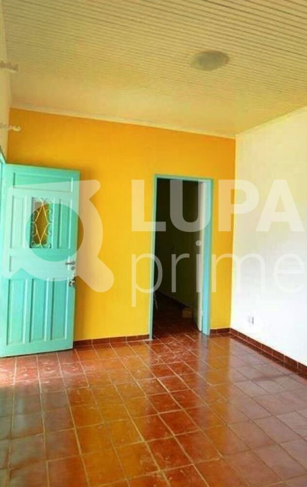 Casa, 6 quartos, 128 m² - Foto 2