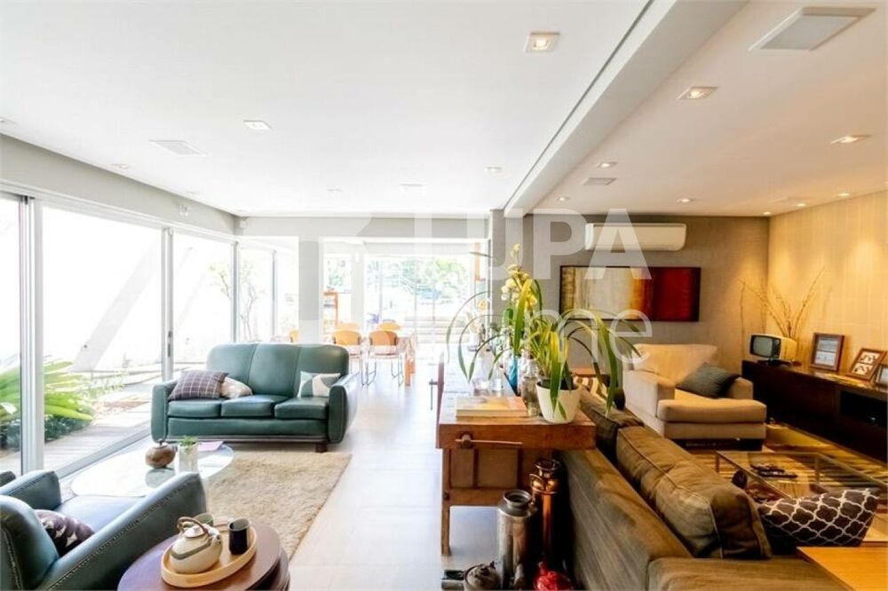 Casa à venda com 4 quartos, 400m² - Foto 2