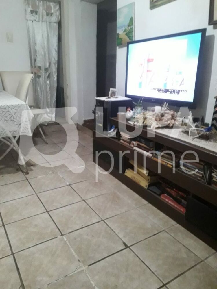 Casa, 1 quarto, 79 m² - Foto 2