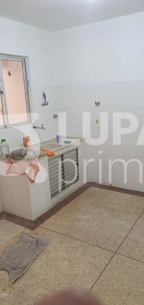 Apartamento à venda com 2 quartos, 65m² - Foto 4