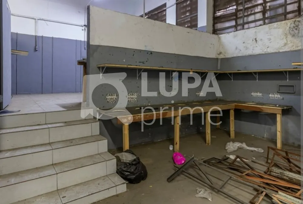 Loja-Salão, 600 m² - Foto 1