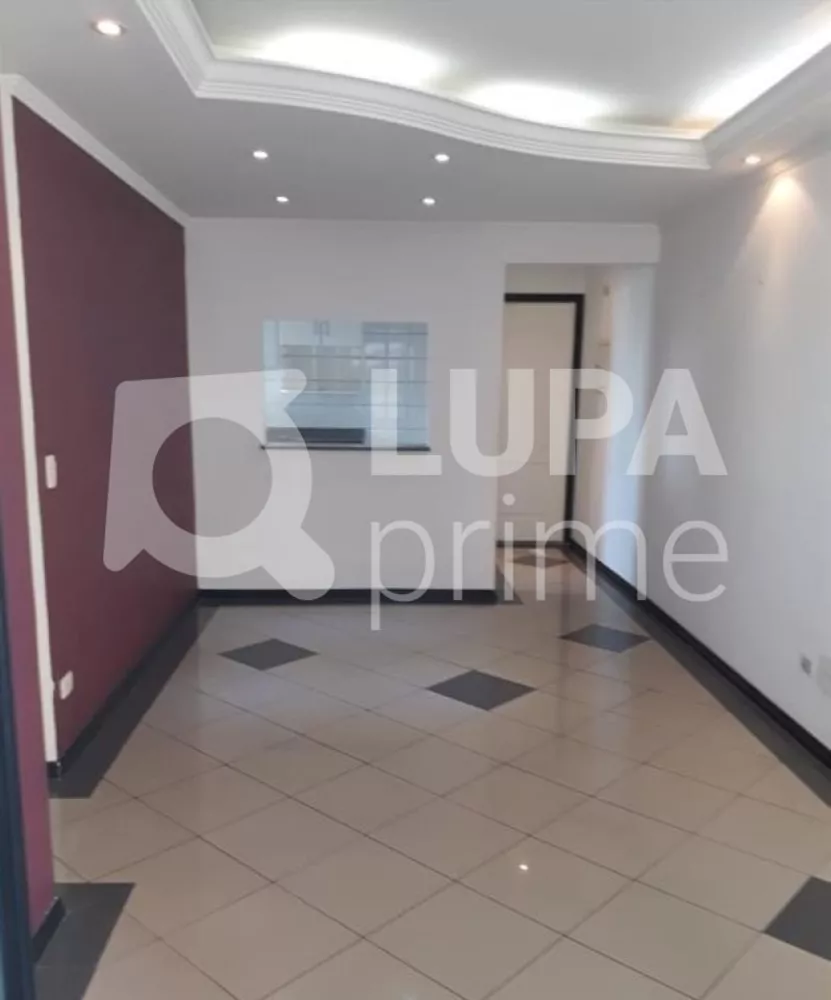 Apartamento à venda com 3 quartos, 75m² - Foto 1