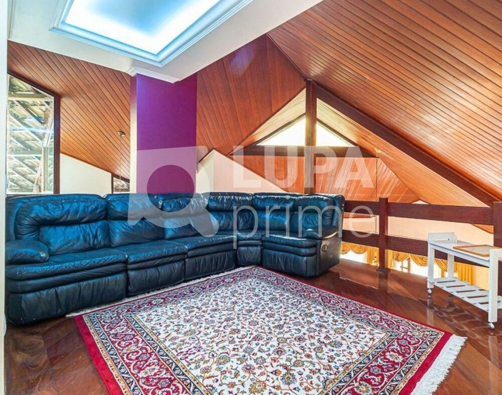 Casa à venda com 4 quartos, 490m² - Foto 4