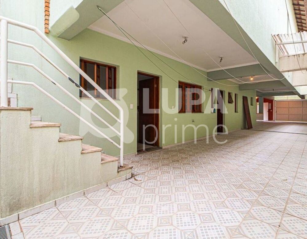 Casa à venda com 4 quartos, 490m² - Foto 2