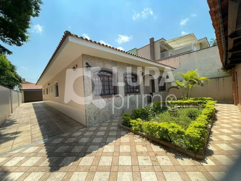 Casa à venda com 3 quartos, 300m² - Foto 1