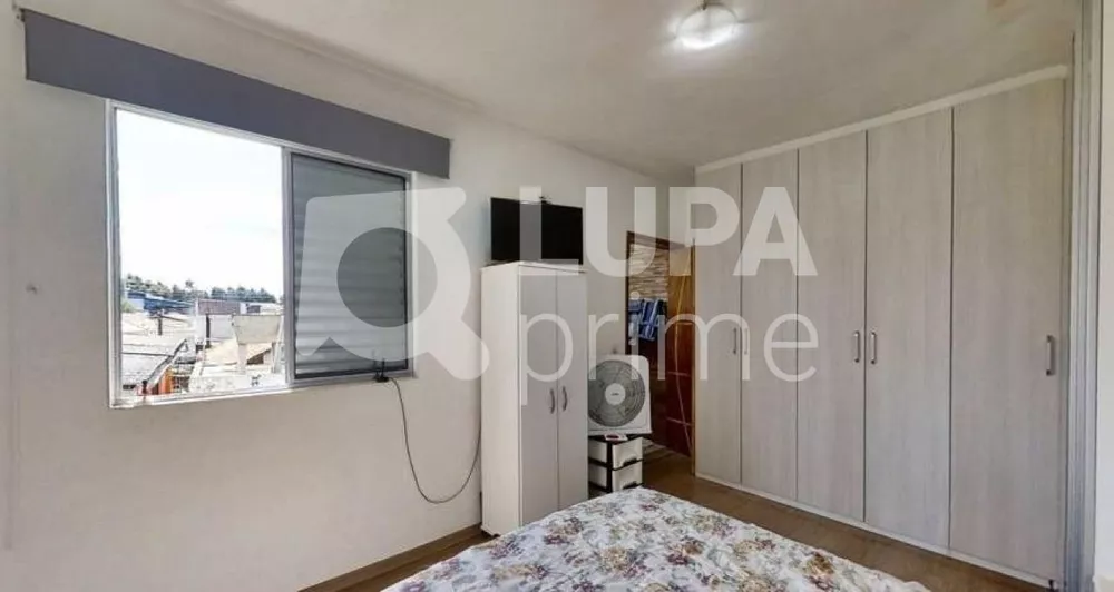 Casa à venda com 3 quartos, 81m² - Foto 4