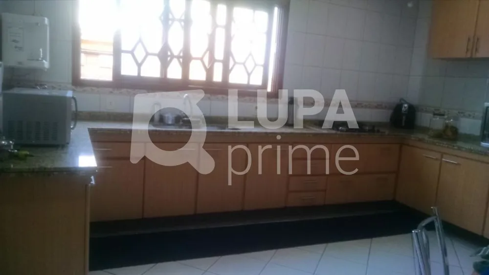 Casa, 3 quartos, 261 m² - Foto 1