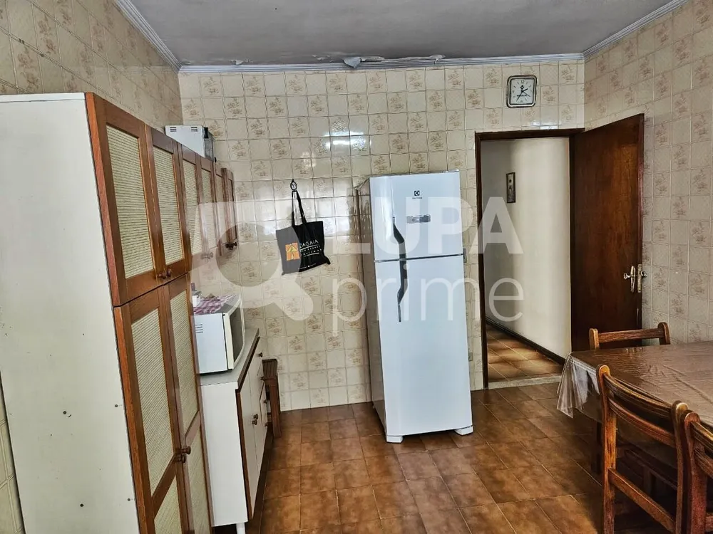 Casa, 3 quartos, 130 m² - Foto 2