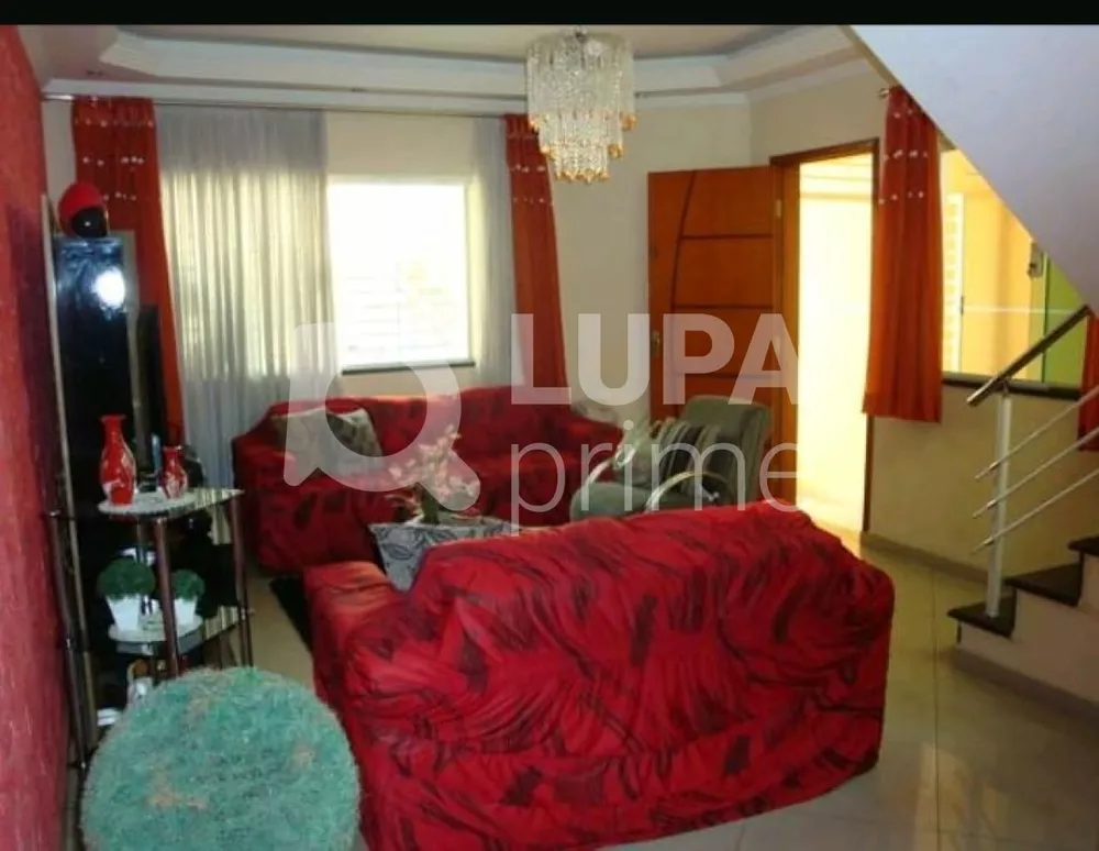 Casa à venda com 3 quartos, 131m² - Foto 1