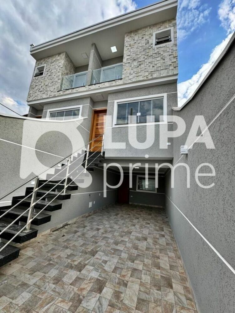Casa à venda com 3 quartos, 105m² - Foto 1