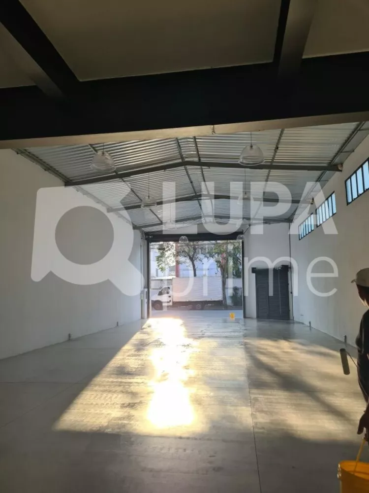 Depósito-Galpão-Armazém à venda, 243m² - Foto 6