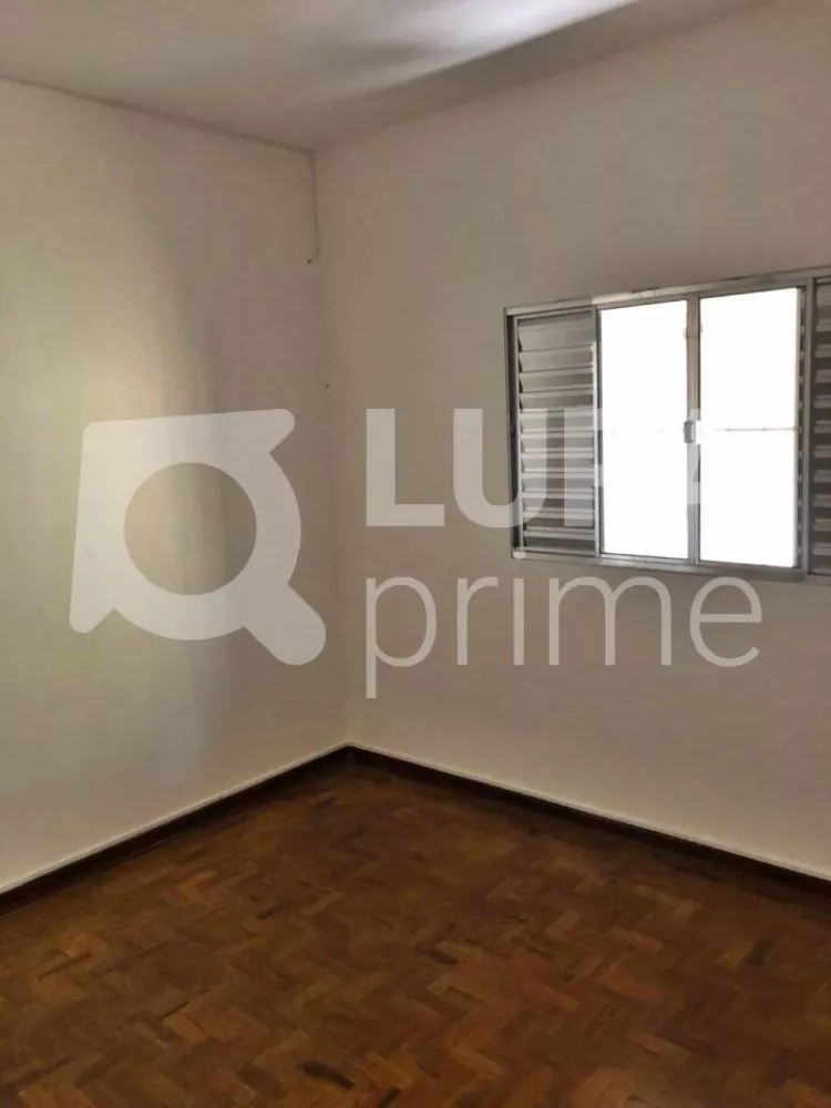 Casa para alugar com 1 quarto, 55m² - Foto 2