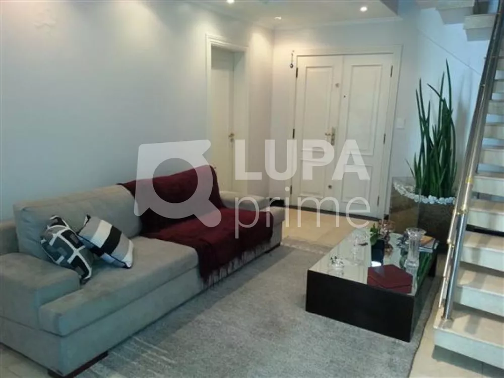 Apartamento à venda com 4 quartos, 240m² - Foto 2