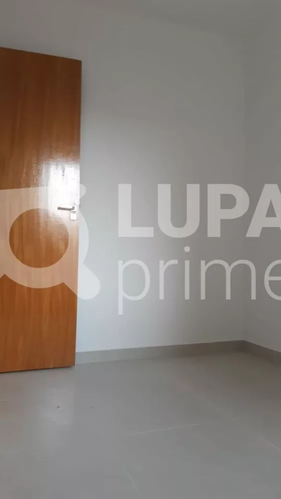 Apartamento à venda com 1 quarto, 27m² - Foto 1