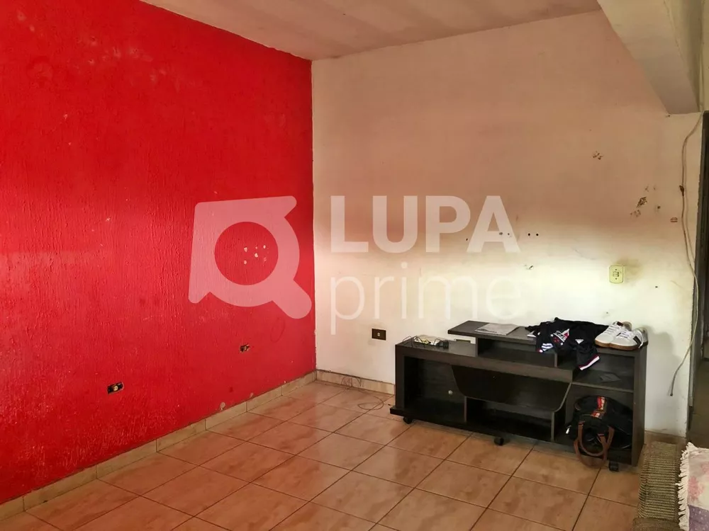 Casa à venda com 3 quartos, 320m² - Foto 1