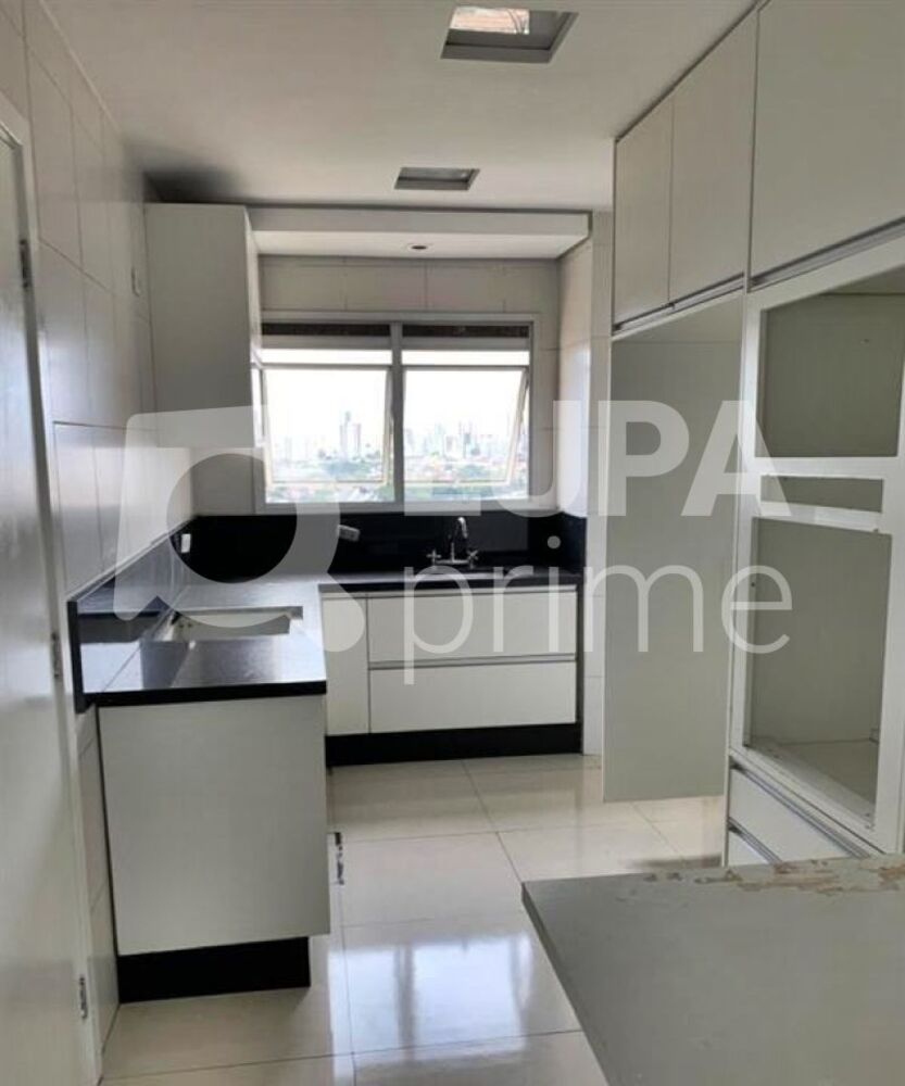 Apartamento, 3 quartos, 156 m² - Foto 1