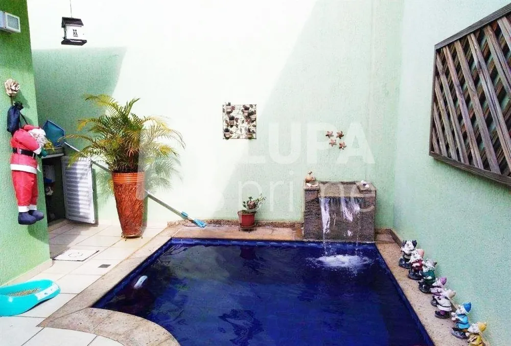Casa, 4 quartos, 260 m² - Foto 11