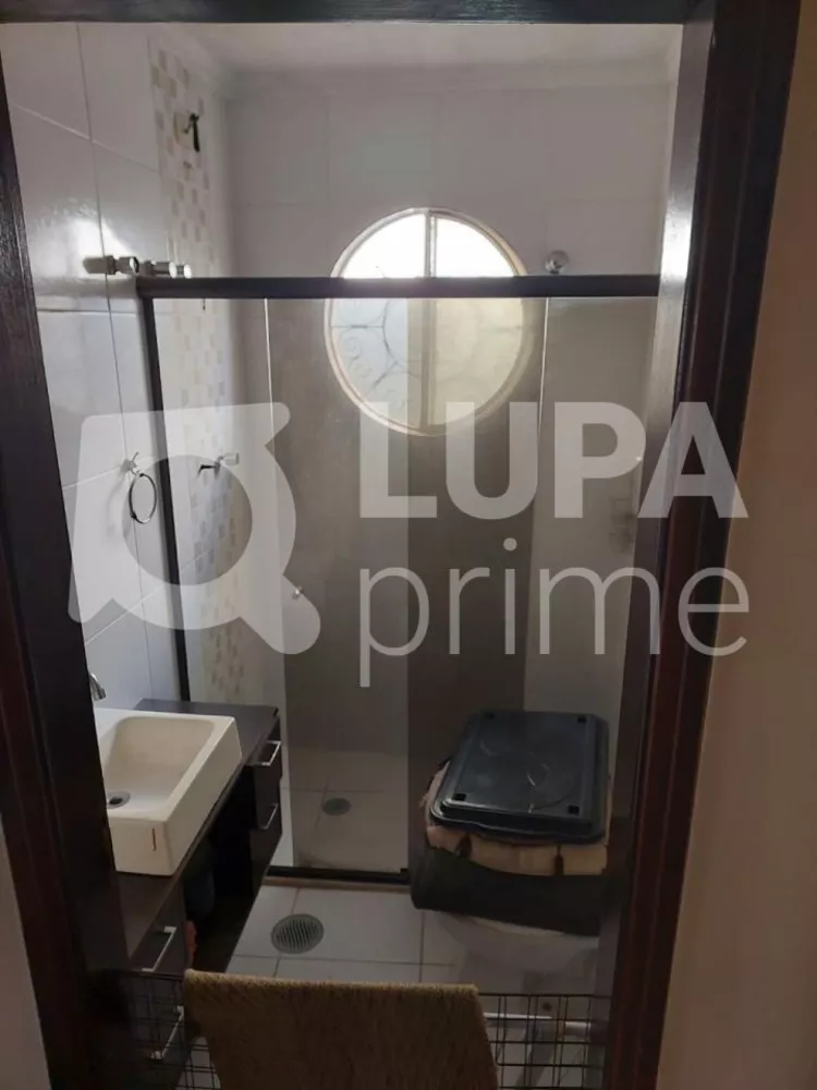 Casa à venda com 3 quartos, 240m² - Foto 17