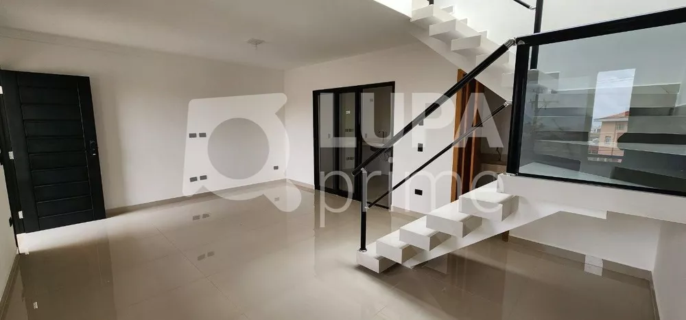 Casa à venda com 3 quartos, 135m² - Foto 1