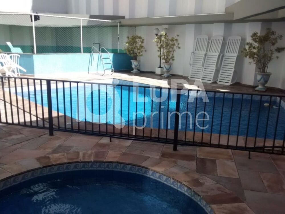 Apartamento à venda com 3 quartos, 290m² - Foto 4