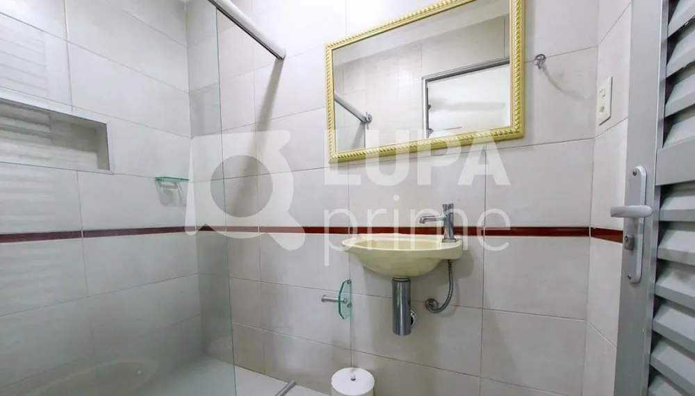 Casa, 3 quartos, 207 m² - Foto 2
