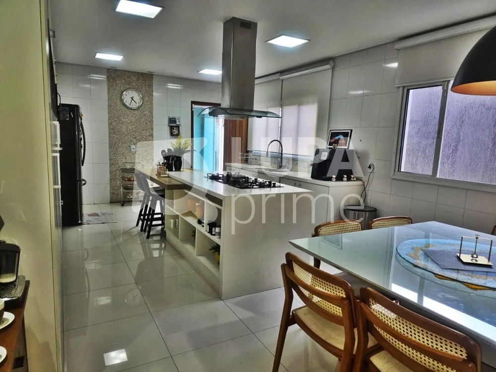 Casa, 3 quartos, 267 m² - Foto 10