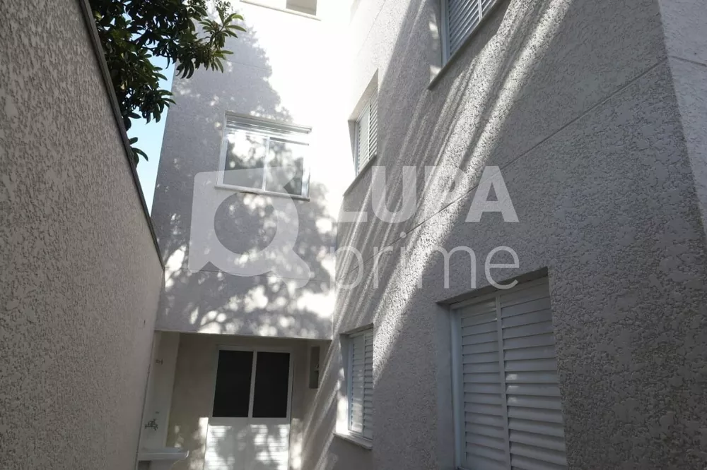 Apartamento à venda com 2 quartos, 46m² - Foto 1