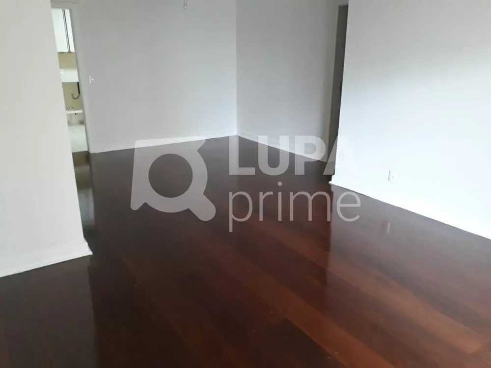 Apartamento à venda com 3 quartos, 105m² - Foto 3