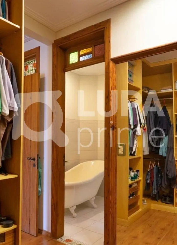 Casa, 4 quartos, 280 m² - Foto 1