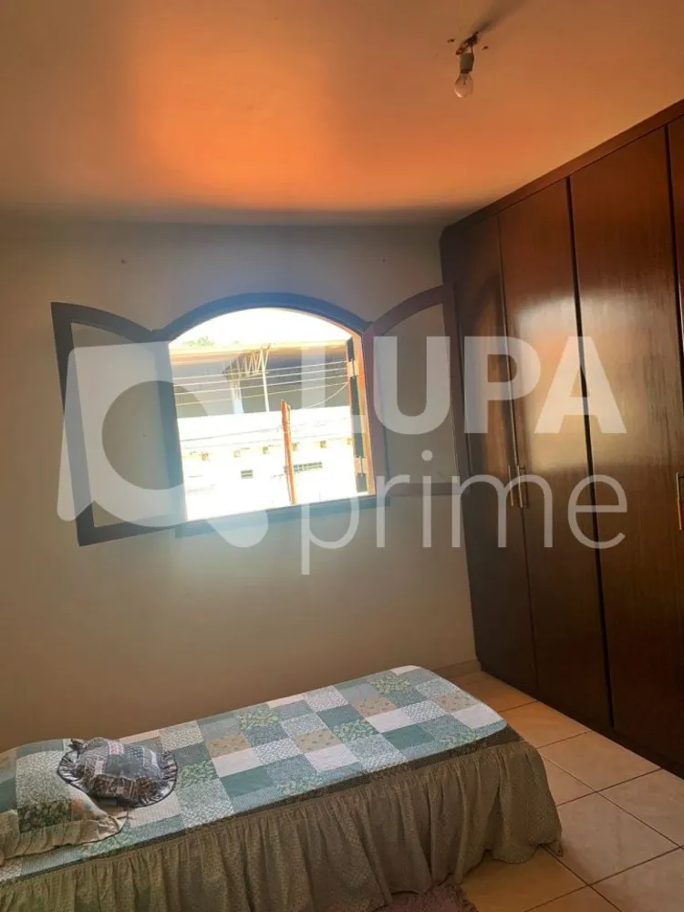 Casa, 3 quartos, 205 m² - Foto 15