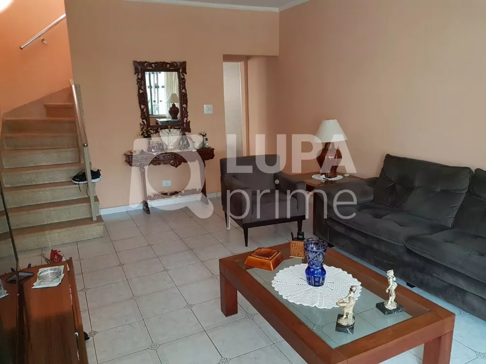 Casa à venda com 3 quartos, 155m² - Foto 1