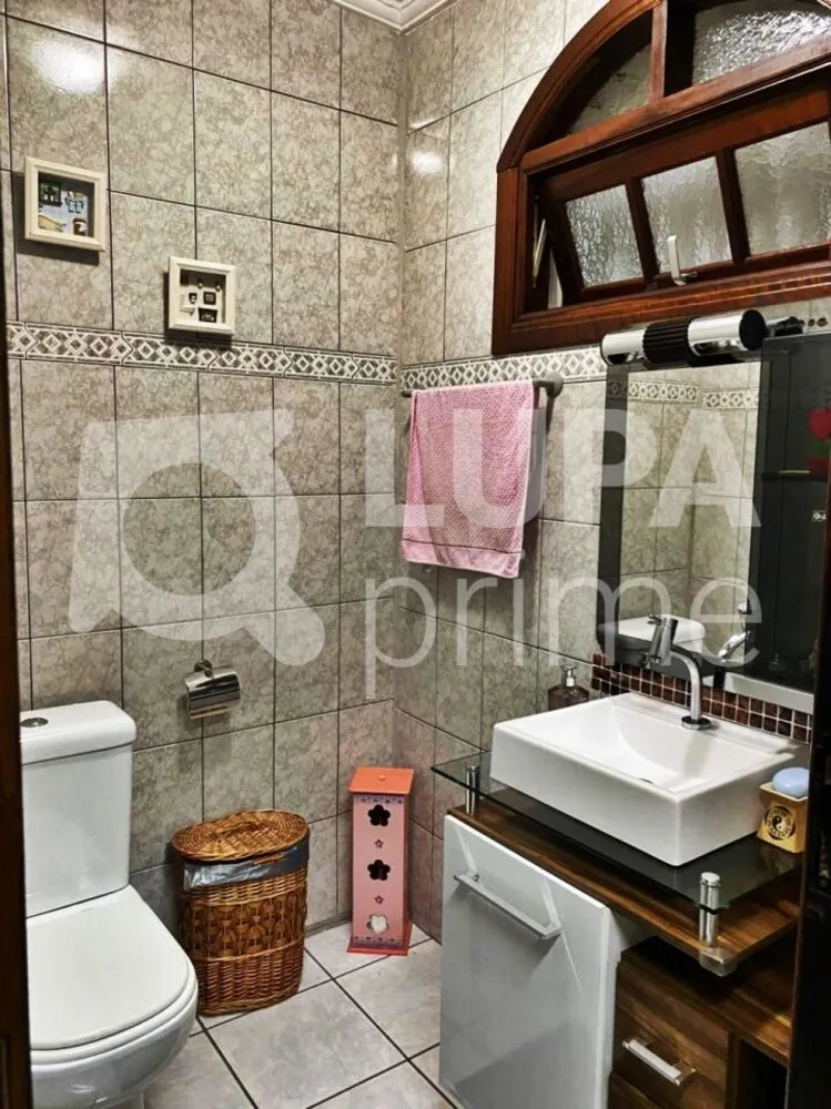 Casa, 3 quartos, 204 m² - Foto 6