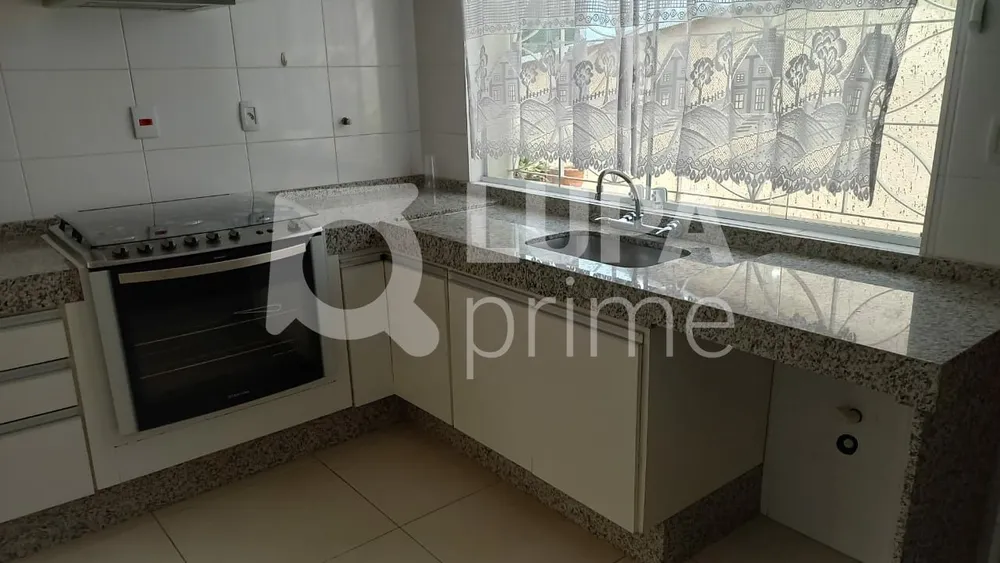 Casa, 3 quartos, 318 m² - Foto 3