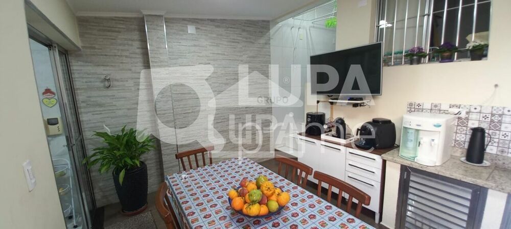 Casa para alugar com 3 quartos, 190m² - Foto 5