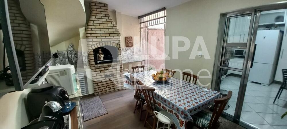Casa para alugar com 3 quartos, 190m² - Foto 4
