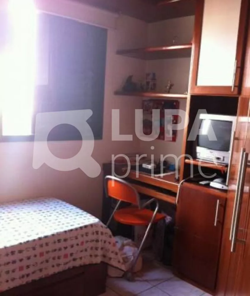 Apartamento à venda com 3 quartos, 80m² - Foto 11