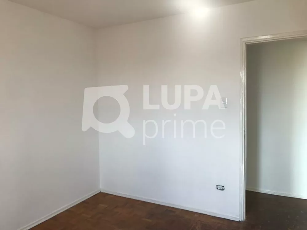 Apartamento para alugar com 2 quartos, 70m² - Foto 4