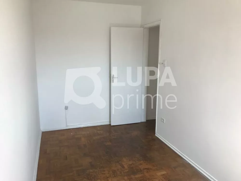 Apartamento para alugar com 2 quartos, 70m² - Foto 3