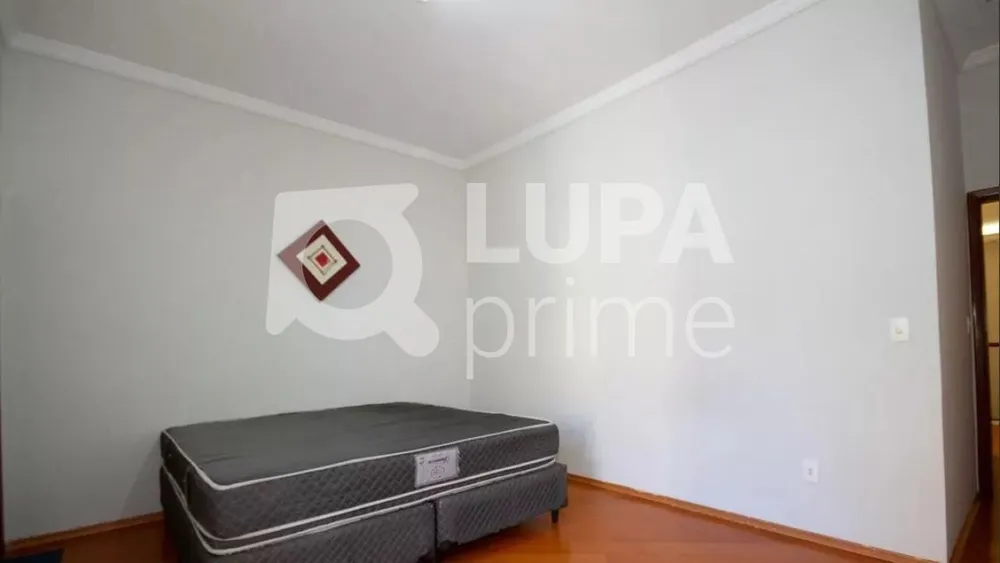 Casa, 3 quartos, 411 m² - Foto 4