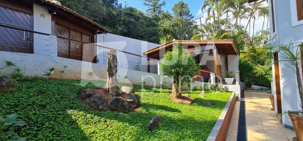 Casa, 4 quartos, 320 m² - Foto 1
