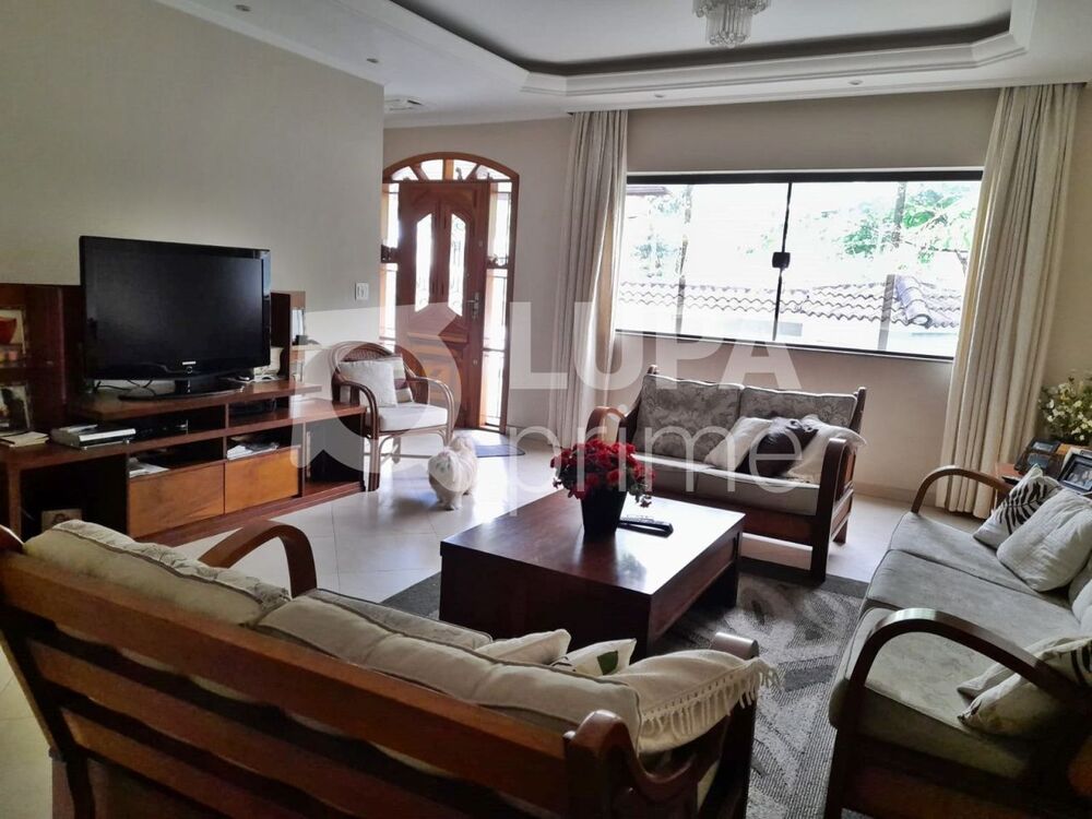 Casa, 4 quartos, 450 m² - Foto 1