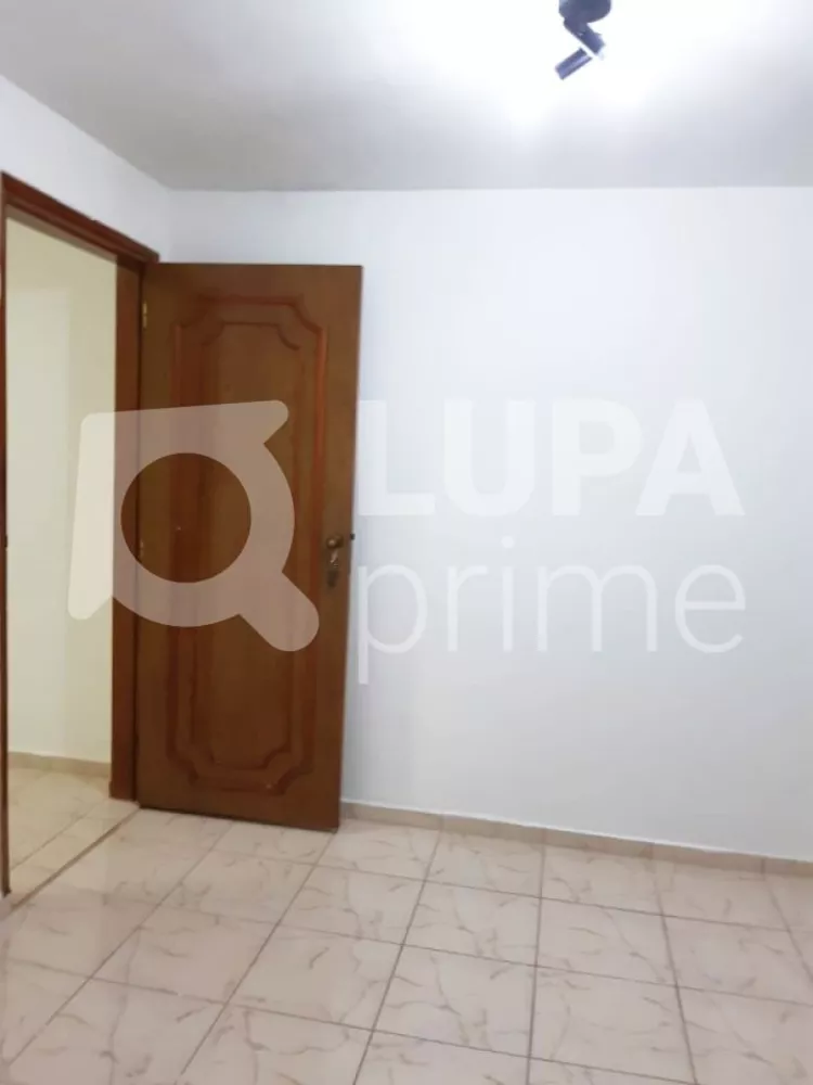 Casa à venda com 3 quartos, 82m² - Foto 4