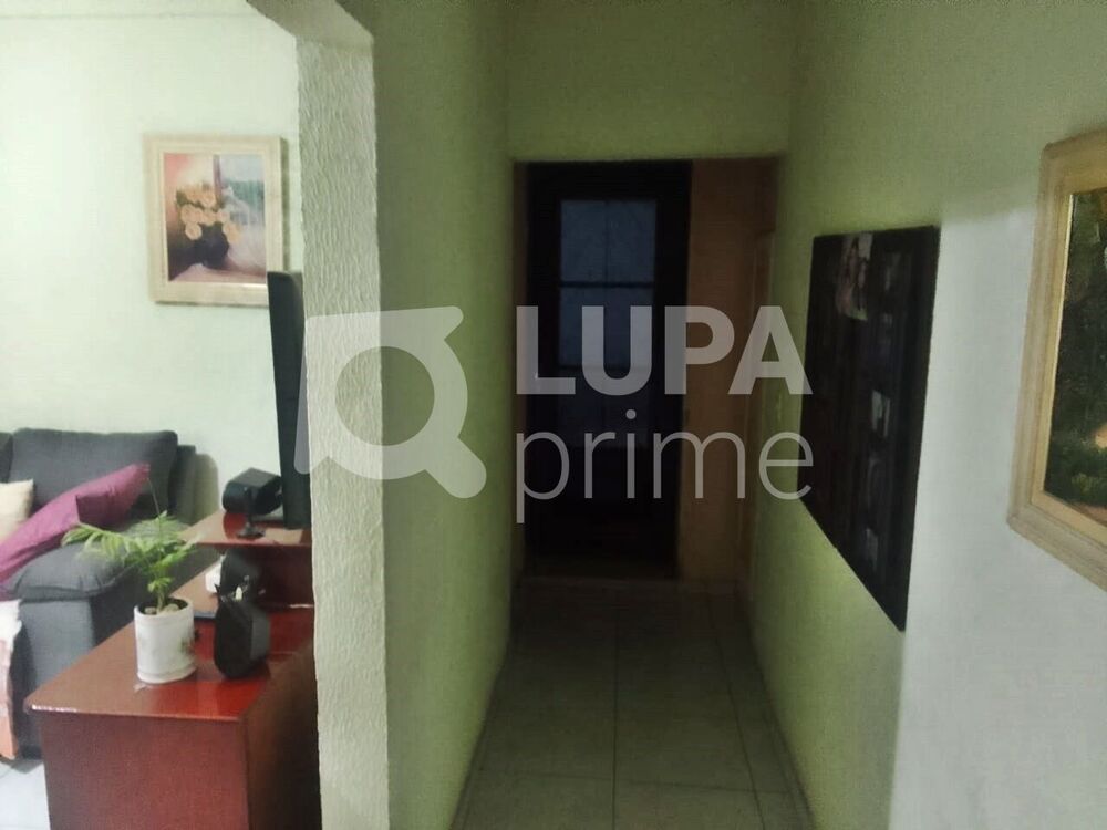 Casa à venda com 2 quartos, 126m² - Foto 2