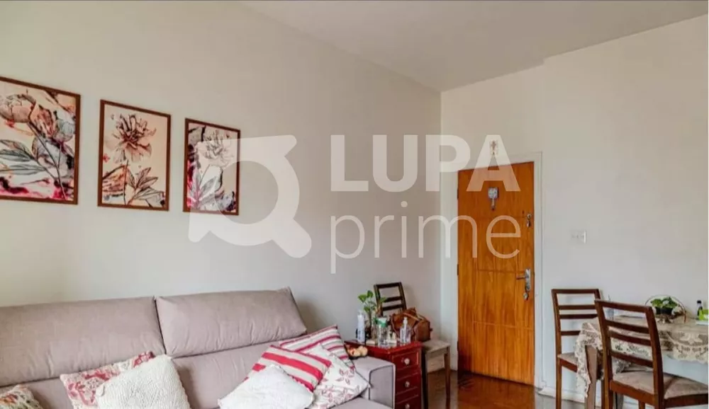 Apartamento à venda com 2 quartos, 85m² - Foto 4