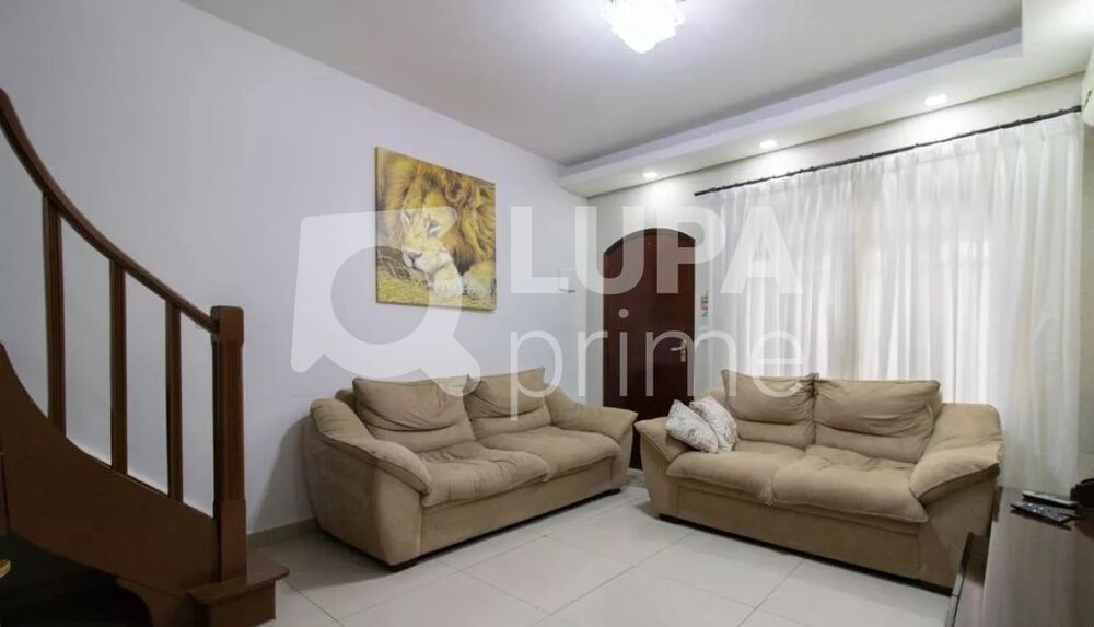 Casa à venda com 2 quartos, 68m² - Foto 3