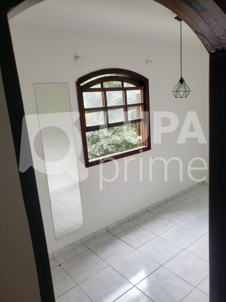 Casa à venda com 4 quartos, 290m² - Foto 16