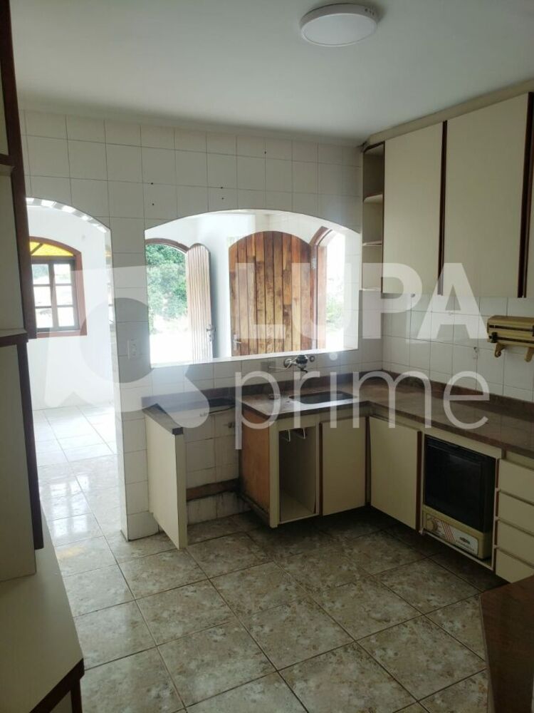Casa à venda com 4 quartos, 290m² - Foto 6