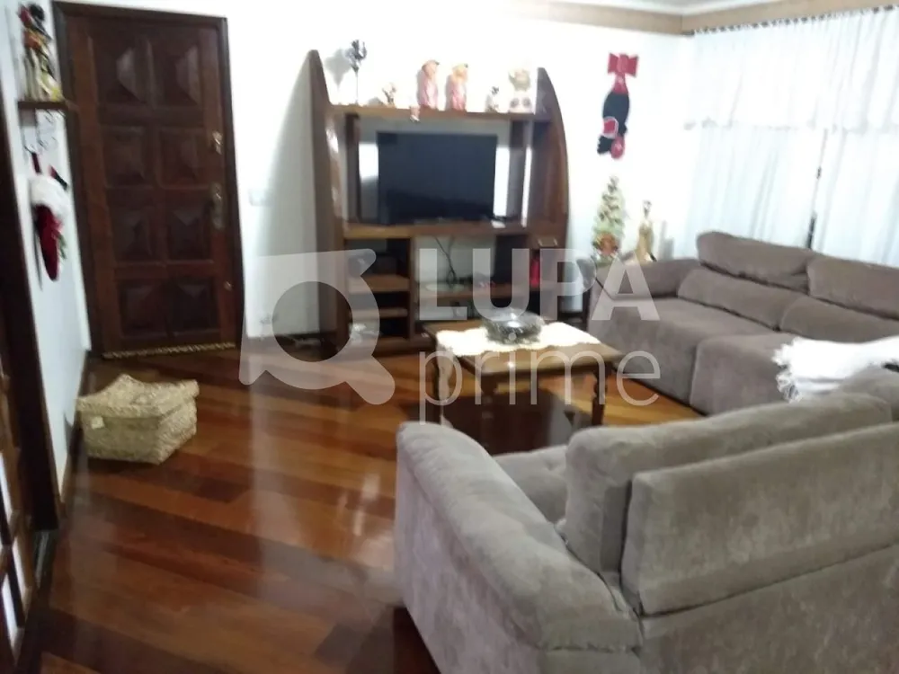 Casa, 3 quartos, 250 m² - Foto 12