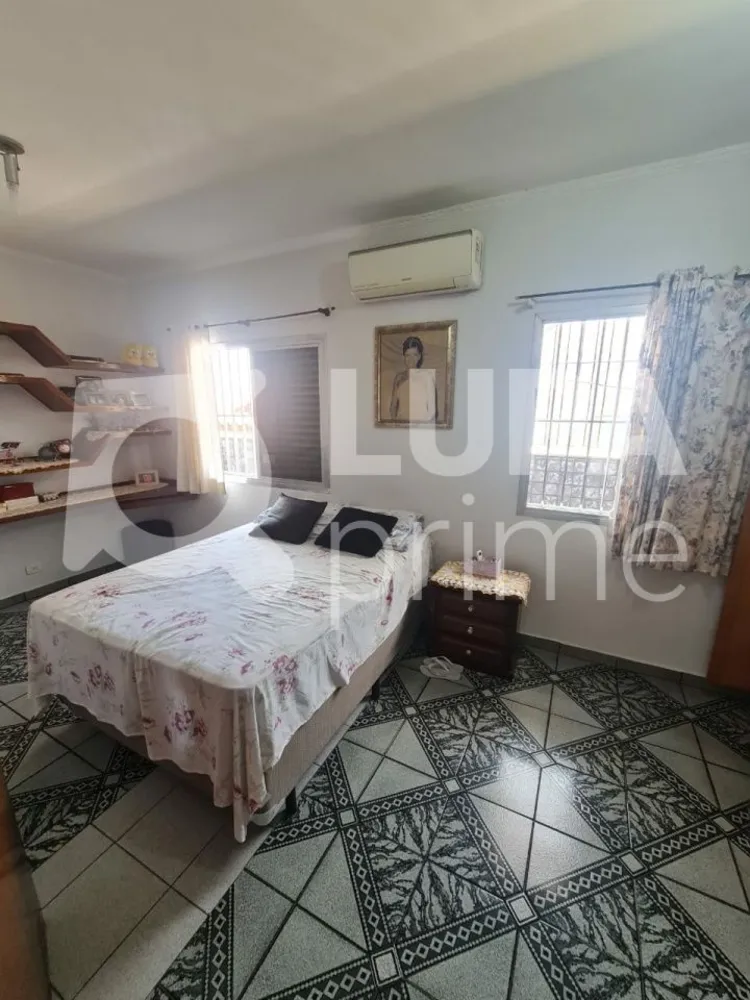 Casa, 2 quartos, 199 m² - Foto 11